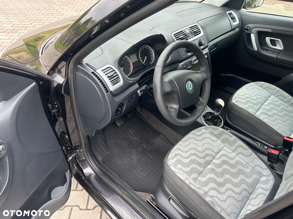 Skoda Roomster 1.4 16V Style PLUS EDITION - 9