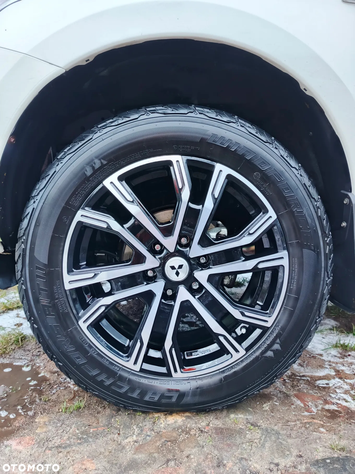 Mitsubishi L200 2.4 d CC Invite EU6 - 8