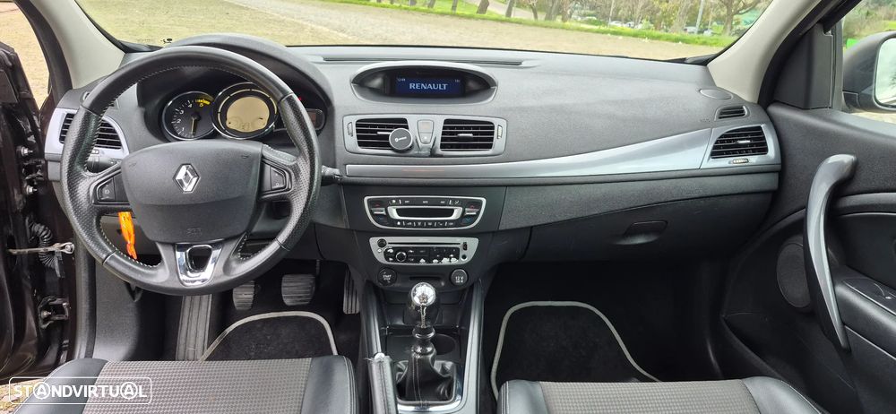 Renault Mégane Sport Tourer 1.5 dCi Dynamique S SS - 9