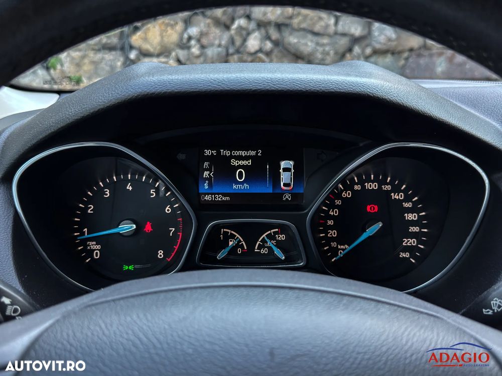 Ford Focus 1.0 EcoBoost Titanium Business - 23