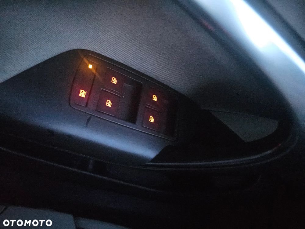 Opel Insignia 1.6 Turbo Cosmo - 15