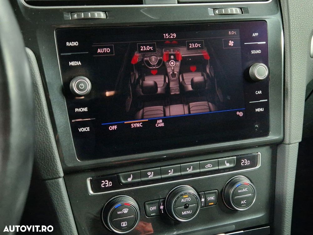 Volkswagen Golf - 18