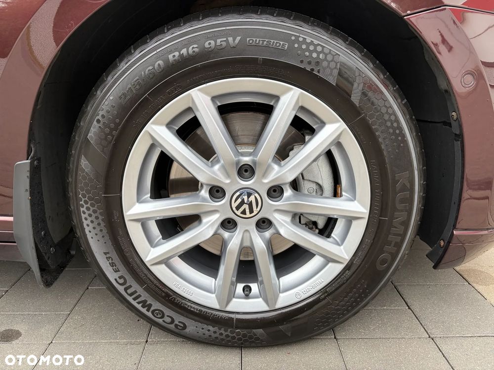 Volkswagen Passat 2.0 TDI BMT Comfortline - 10