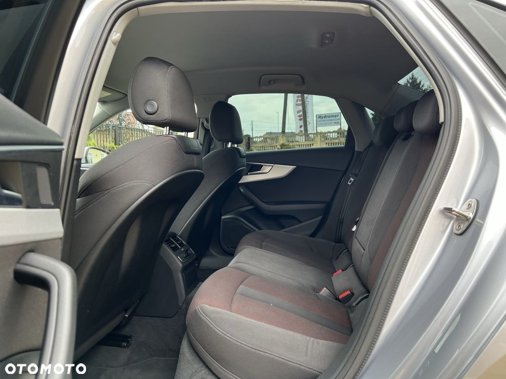 Audi A4 Limousine - 6