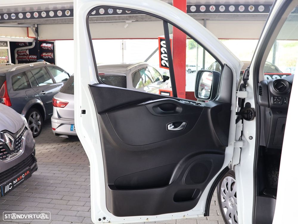 Renault Trafic 2.0 dCi L1H1 1.0T - 22