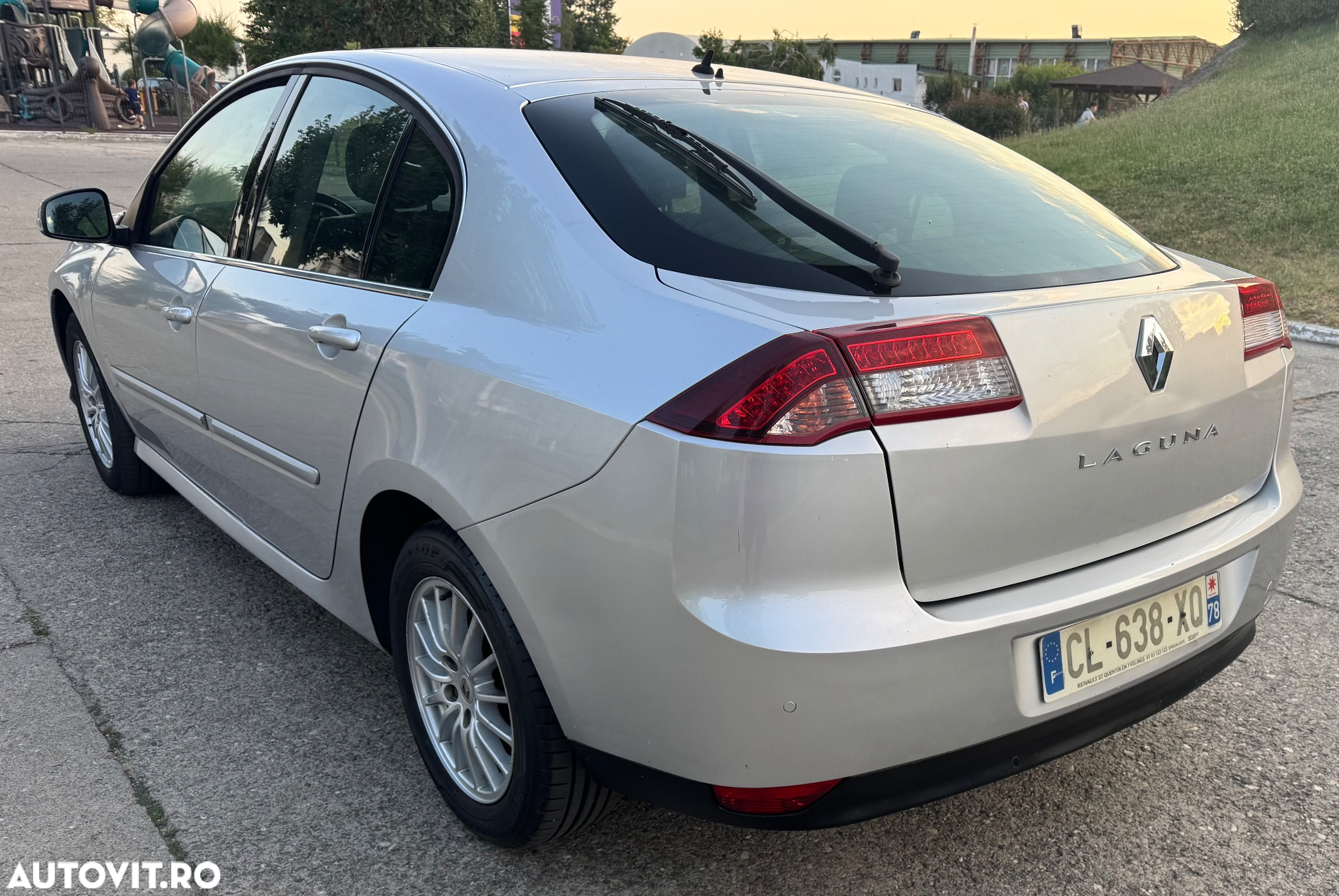 Renault Laguna Grandtour dCi 110 FAP Limited - 2
