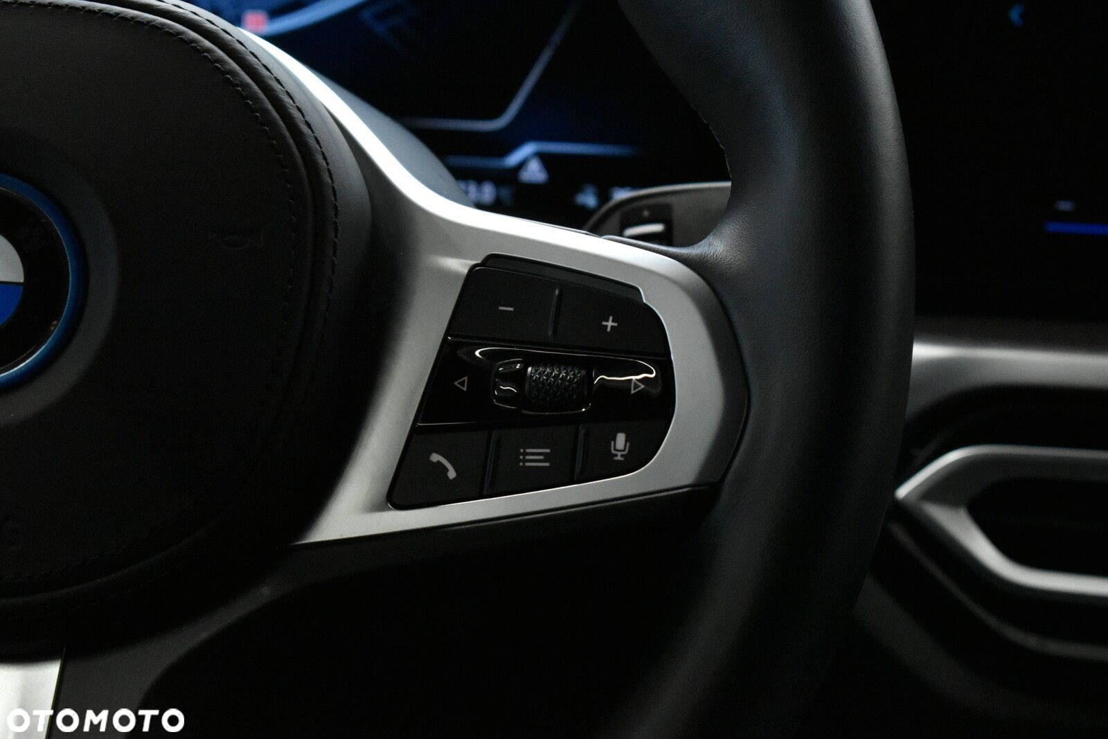 BMW i4 - 14