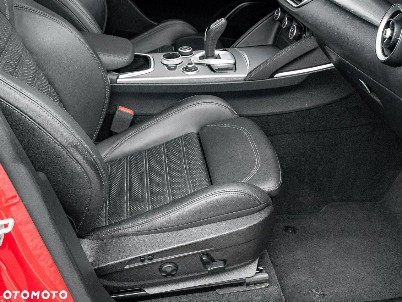 Alfa Romeo Stelvio 2.0 Turbo Veloce Q4 - 28