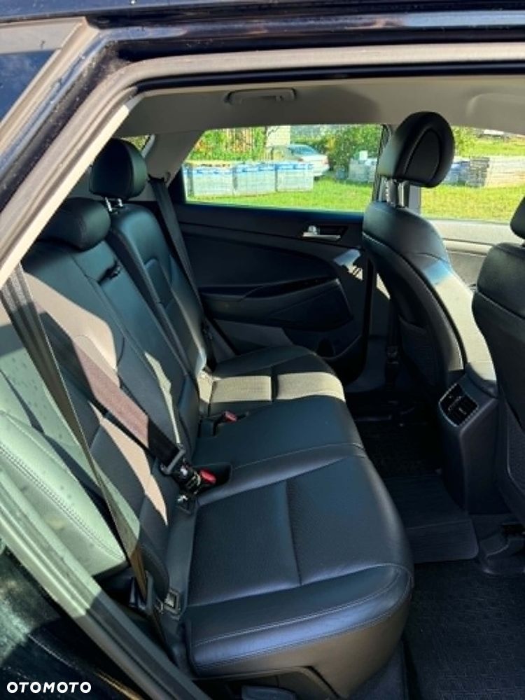 Hyundai Tucson 2.0 CRDI Comfort 4WD - 9