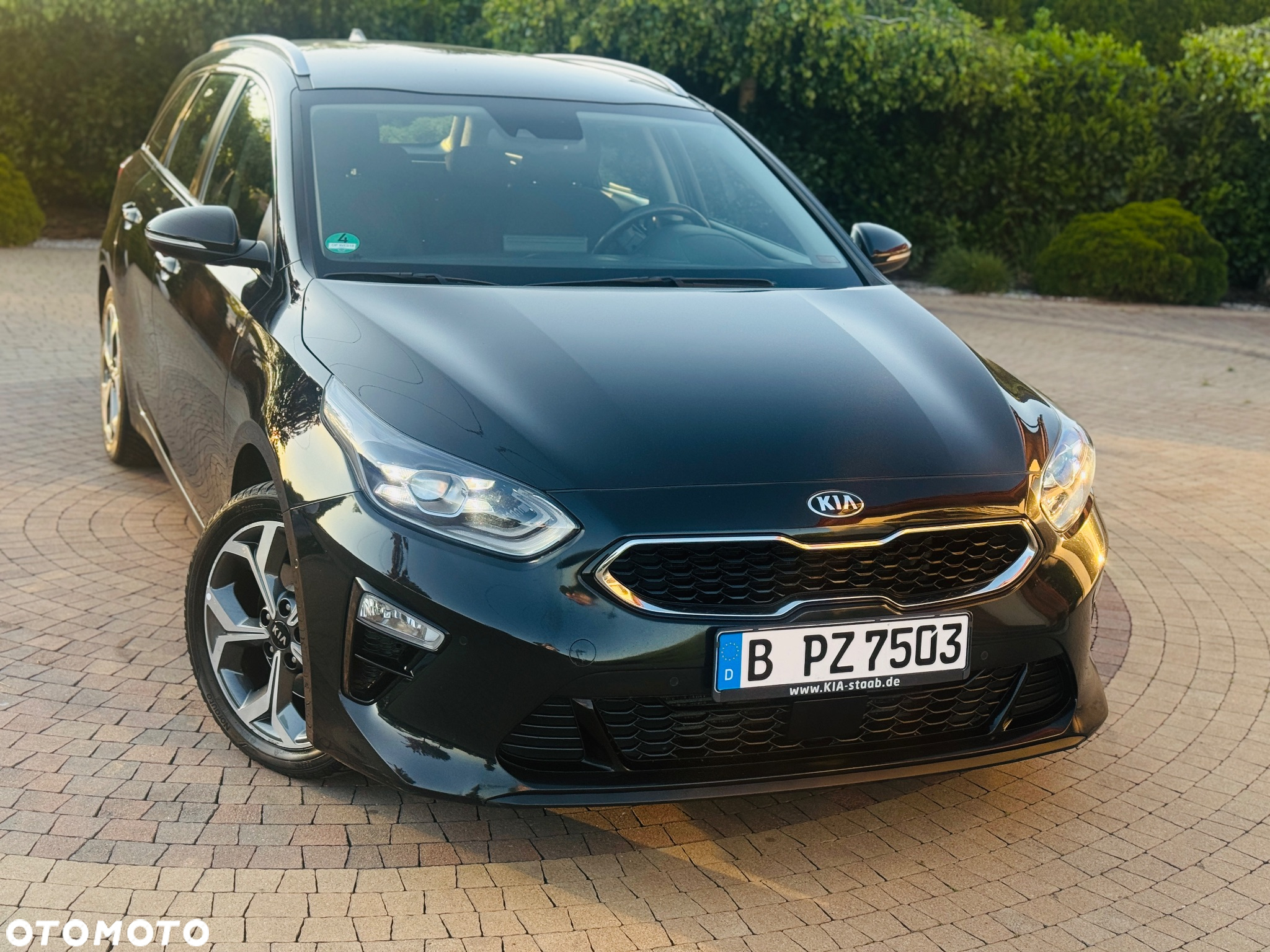 Kia Ceed SW 1.6 CRDi DCT Platinum Edition - 26