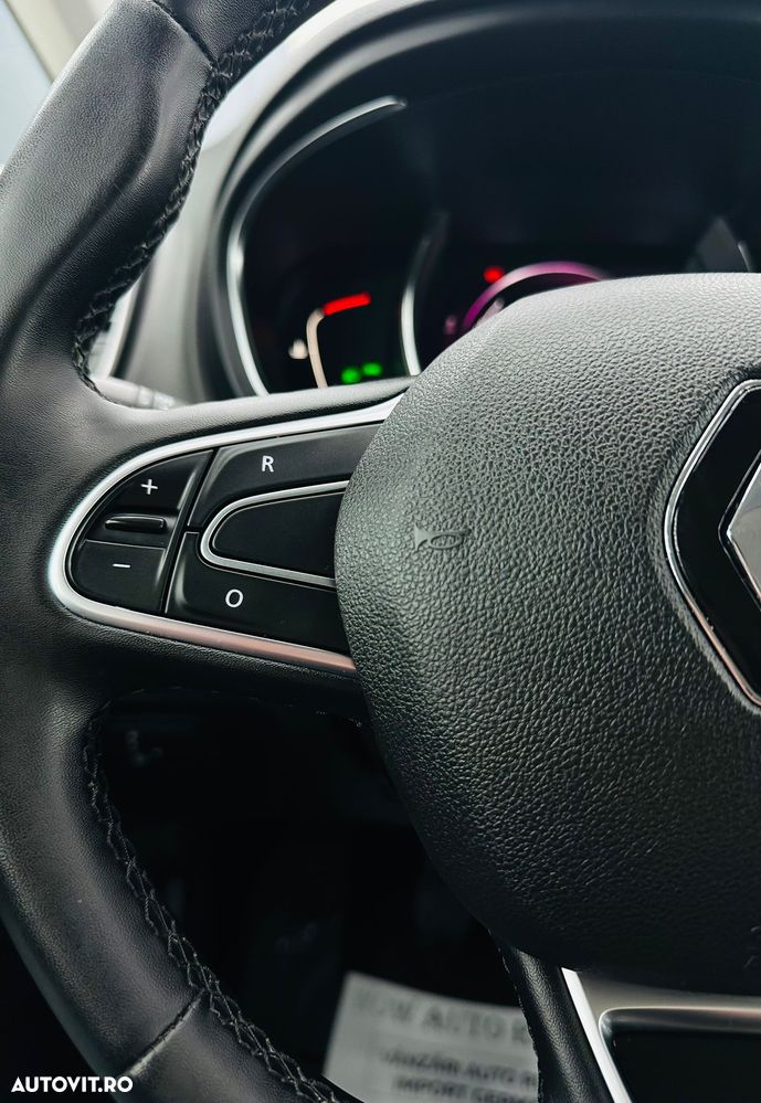 Renault Scenic BLUE dCi 120 BUSINESS EDITION - 25