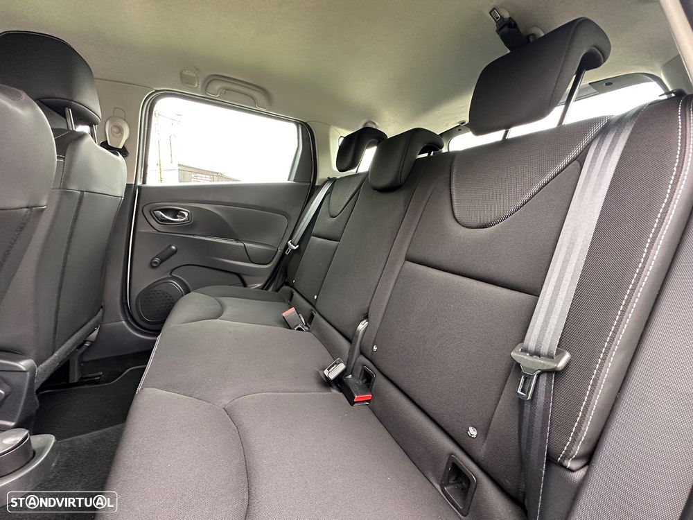 Renault Clio Sport Tourer 1.5 dCi - 10