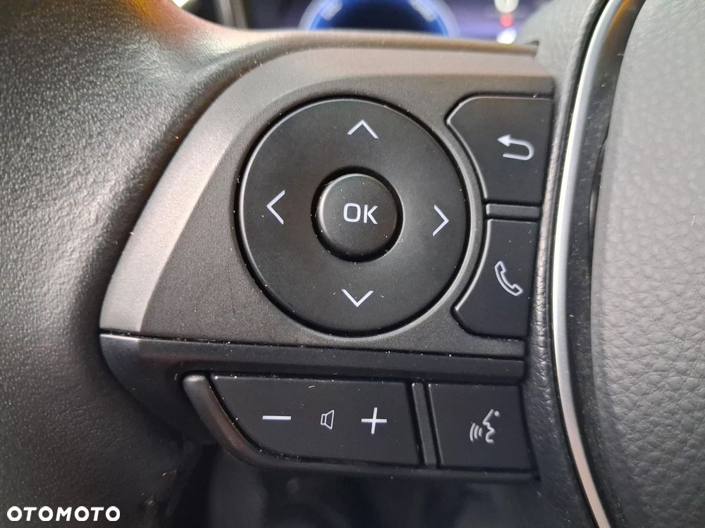 Toyota Corolla 1.8 Hybrid Comfort - 24