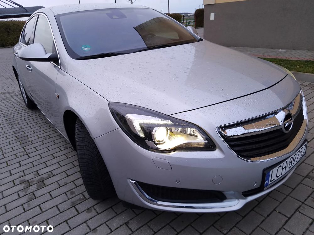 Opel Insignia 1.6 T Cosmo EU6 - 17