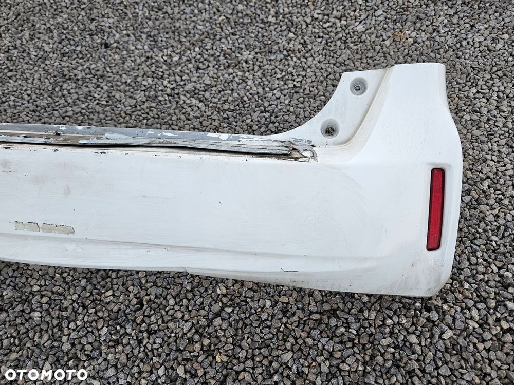 Toyota PRIUS PLUS zderzak tylny tył 040 - 3