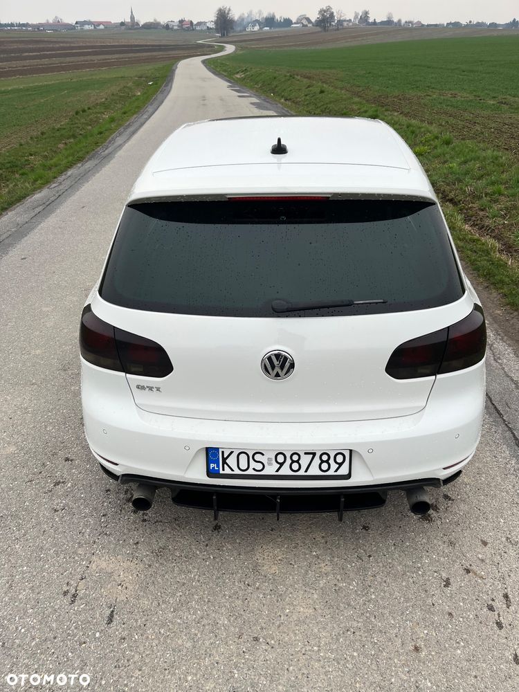 Volkswagen Golf 2.0 TSI GTI - 18