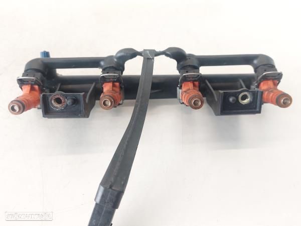 Regua Injeçao / Estrela Rail Peugeot 206 Hatchback (2A/C) - 3