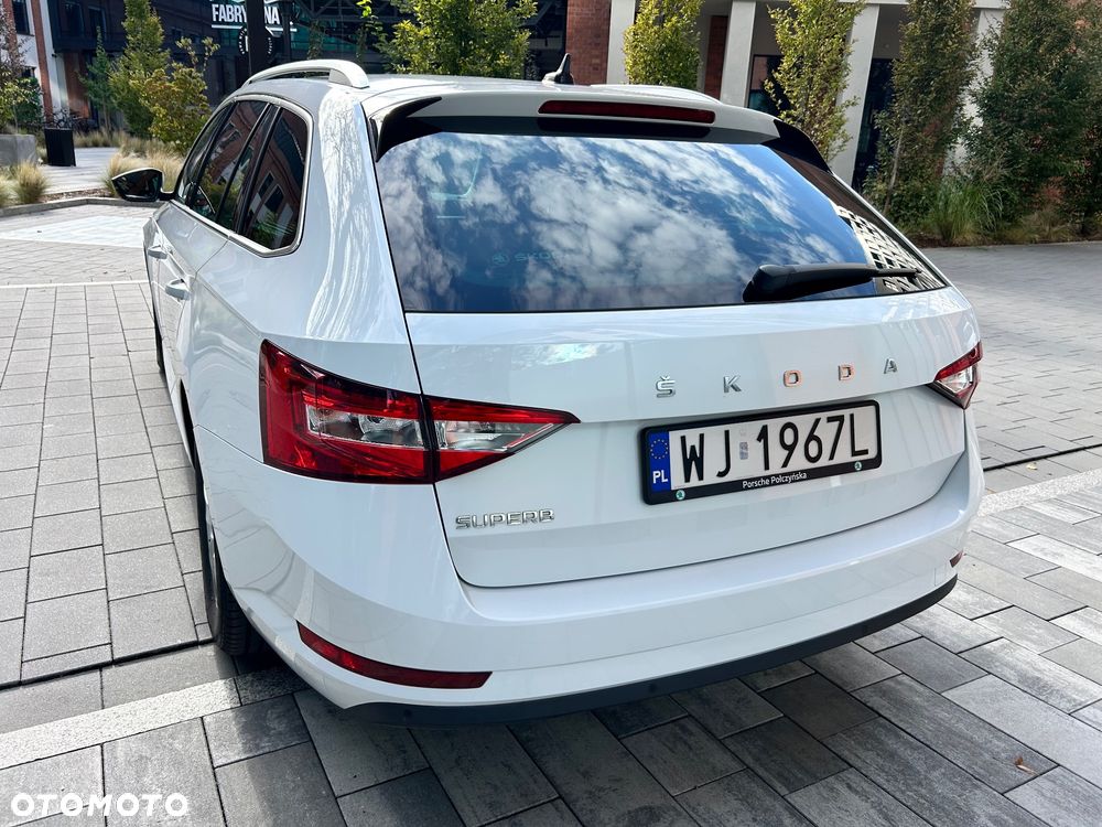 Skoda Superb 1.5 TSI Ambition DSG - 18