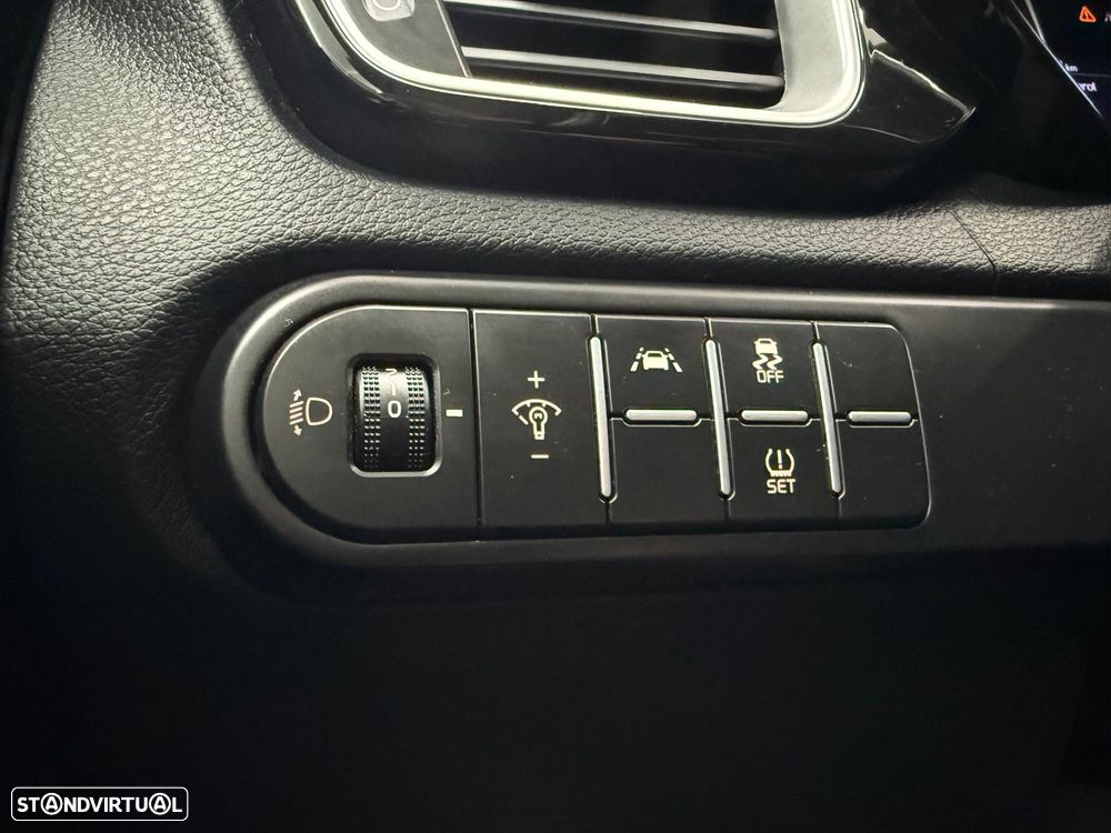 Kia Ceed SW 1.6 CRDi MHEV Drive - 22