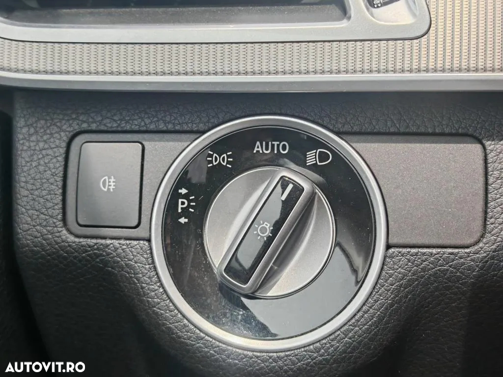 Mercedes-Benz E 220 BlueTEC BlueEFFICIENCY 7G-TRONIC Edition Avantgarde - 27