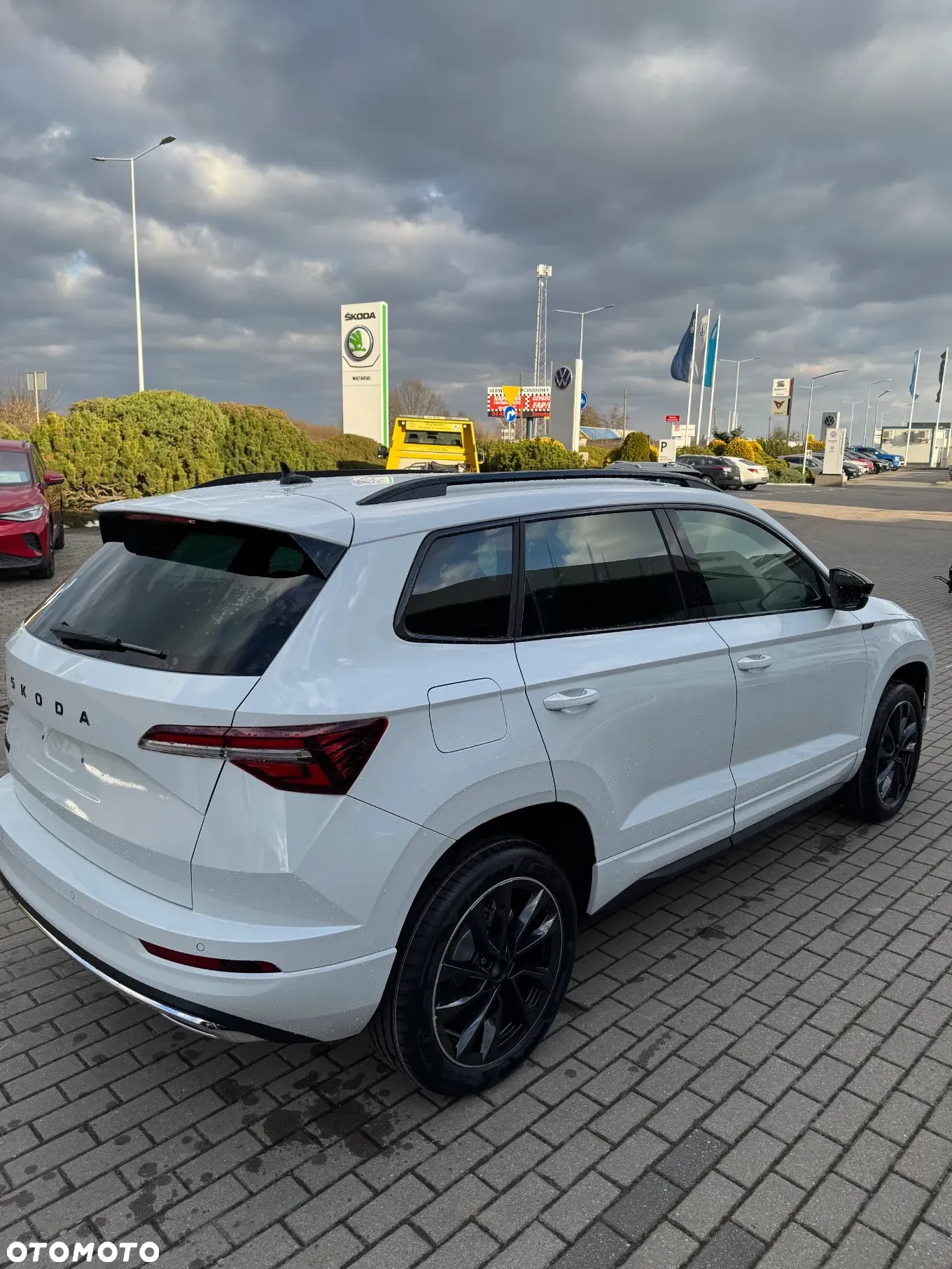 Skoda Karoq 1.5 TSI ACT Sportline DSG - 4