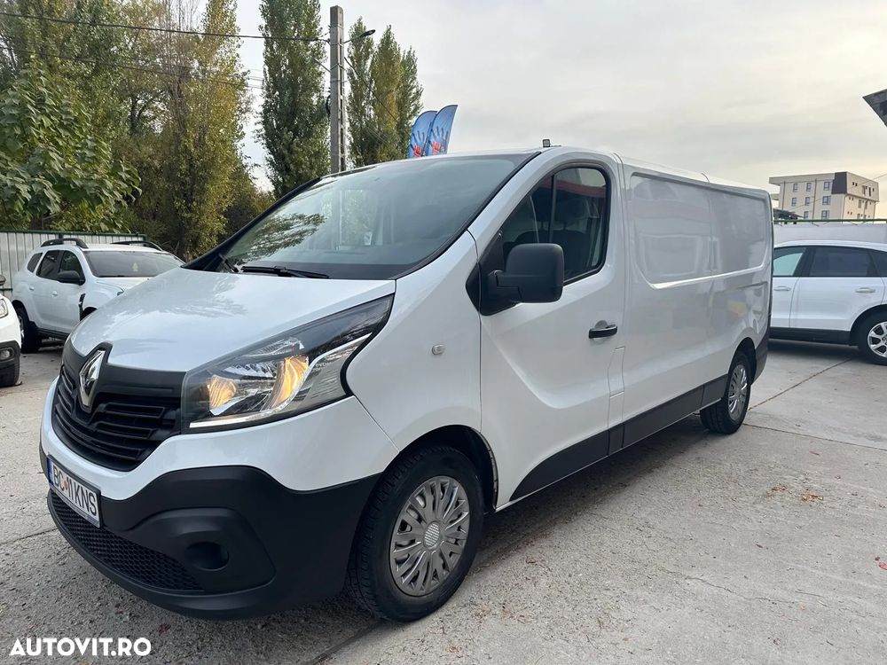 Renault Trafic - 1