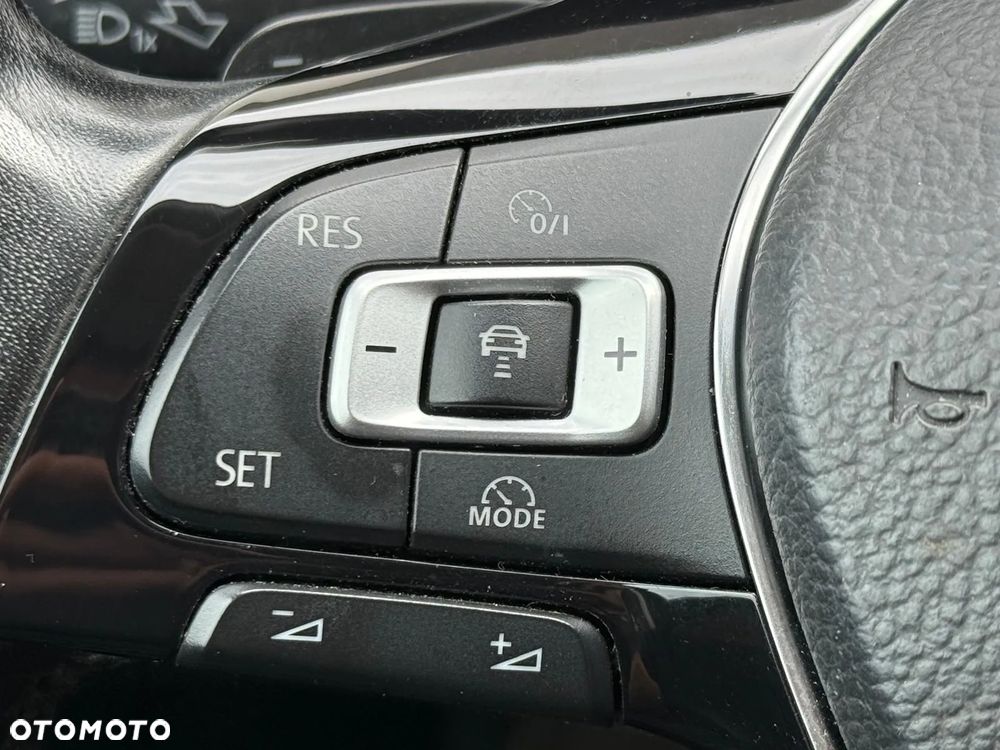 Volkswagen Passat Variant 1.6 TDI SCR DSG Comfortline - 31