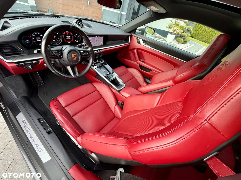 Porsche 911 Carrera 4S - 20