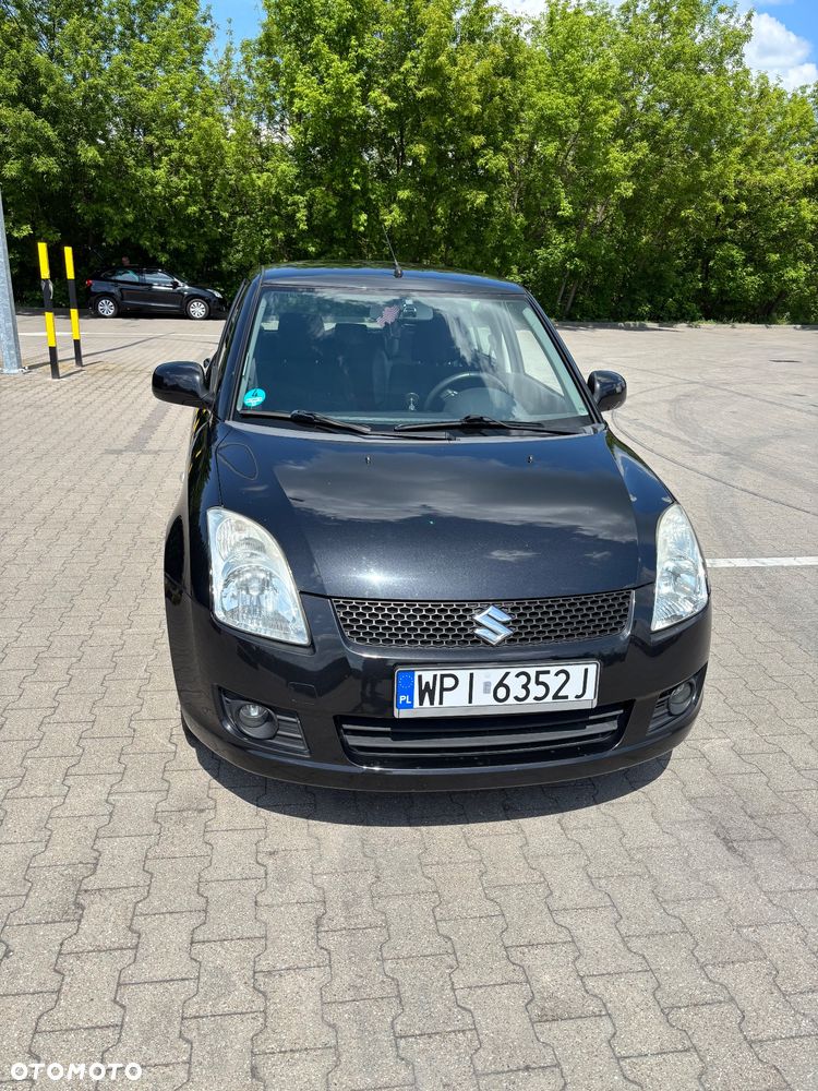 Suzuki Swift - 12