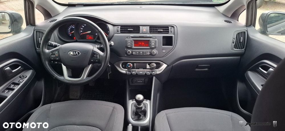 Kia Rio - 6