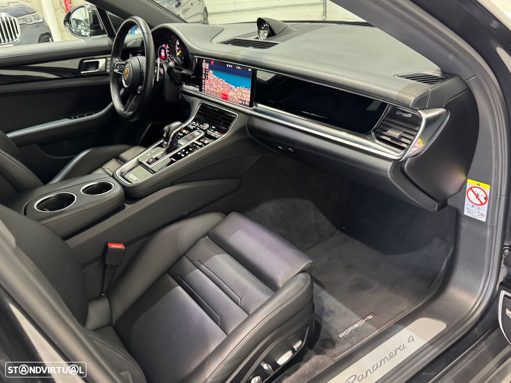 Porsche Panamera Sport Turismo 4 E-Hybrid - 41