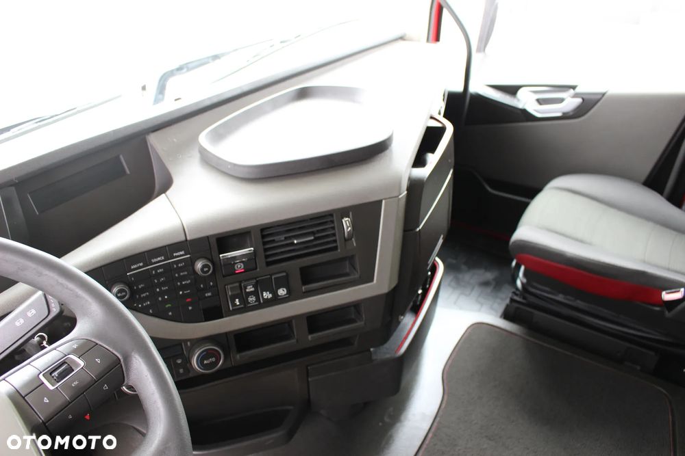 Volvo FH4 500 *E5*EEV / HYDRAULIKA / PEŁNY SPOILER/ *SERWIS FR*/ SUPER STAN / - 31