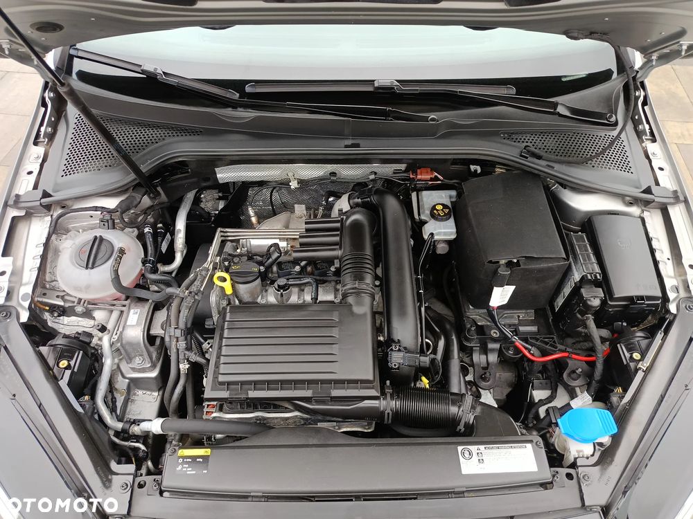 Volkswagen Golf 1.4 TSI BlueMotion Technology Comfortline - 21