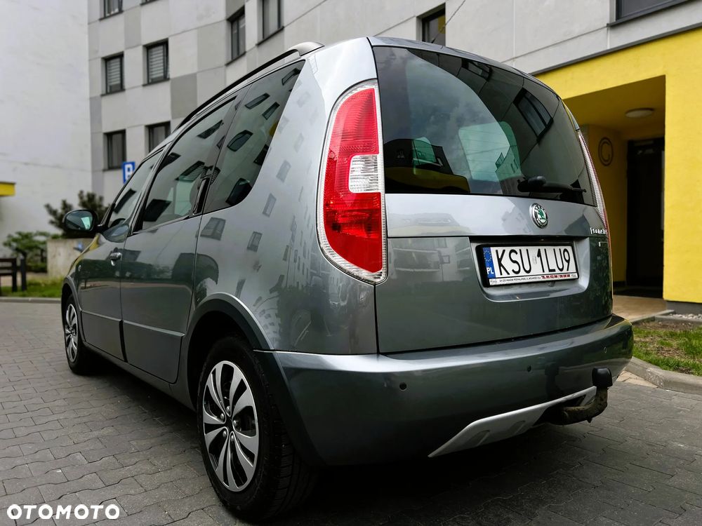 Skoda Roomster 1.4 16V Scout - 35