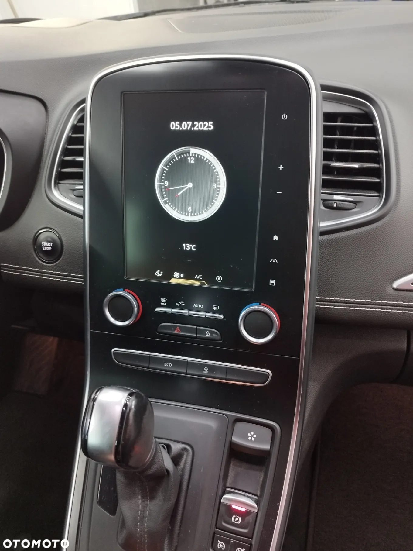 Renault Grand Scenic BLUE dCi 150 EDC BUSINESS EDITION - 26