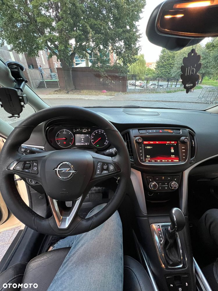 Opel Zafira 2.0 D (CDTI) Automatik Business Innovation - 12