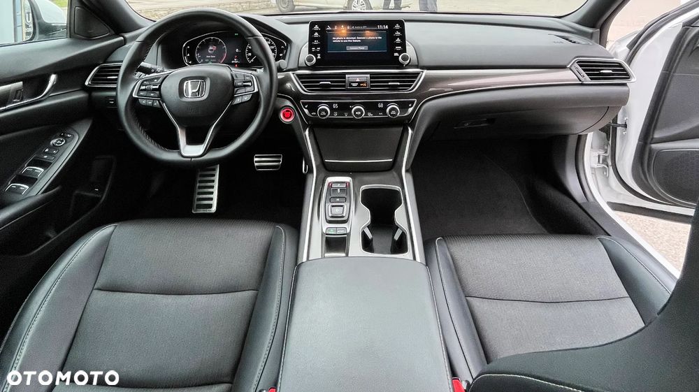 Honda Accord - 4