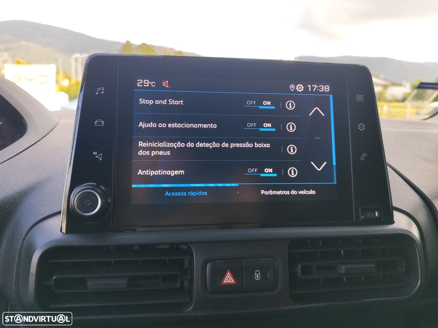 Peugeot Partner 1.5 BlueHDi Premium Longa - 14