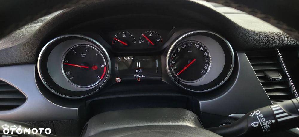 Opel Astra 1.6 D (CDTI) Start/Stop Innovation - 27