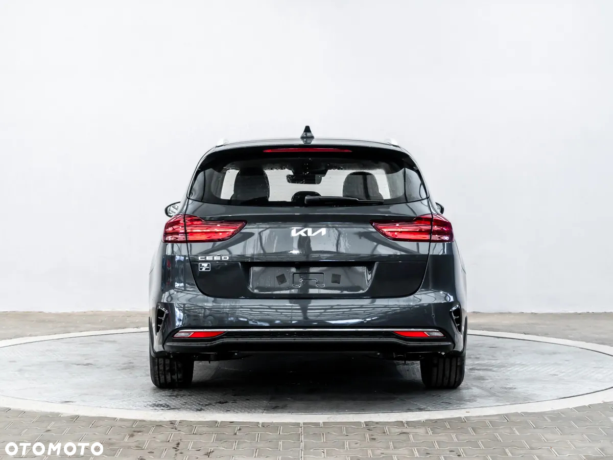 Kia Ceed 1.5 T-GDI M - 4