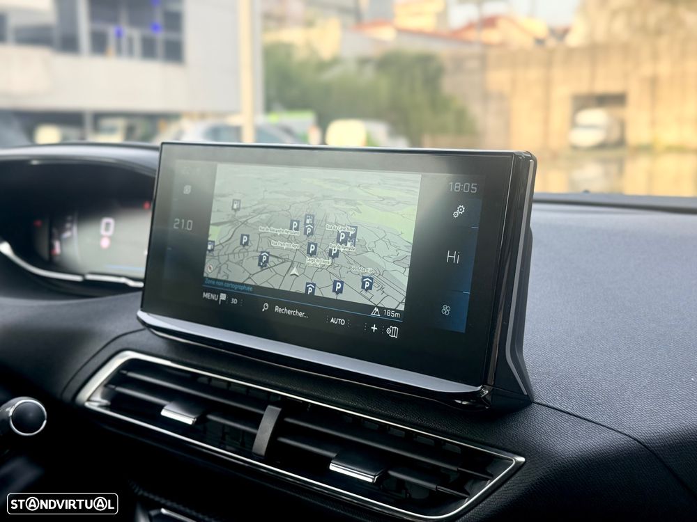 Peugeot 3008 PureTech 130 Stop & Start GPF EAT8 Allure Business-Pack - 23