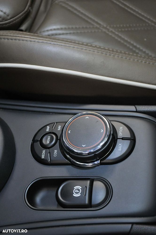 Mini Countryman - 19