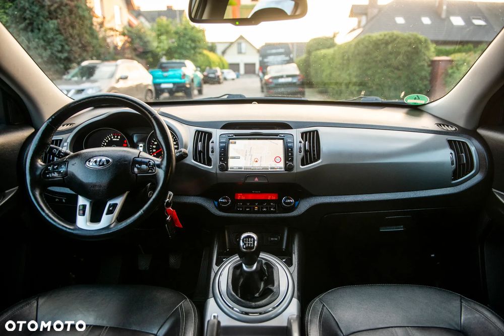 Kia Sportage 1.6 GDI 2WD ISG Dream-Team Edition - 32