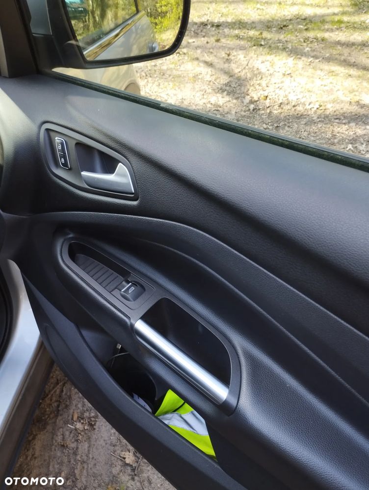 Ford Kuga 2.0 TDCi 4WD Titanium - 10