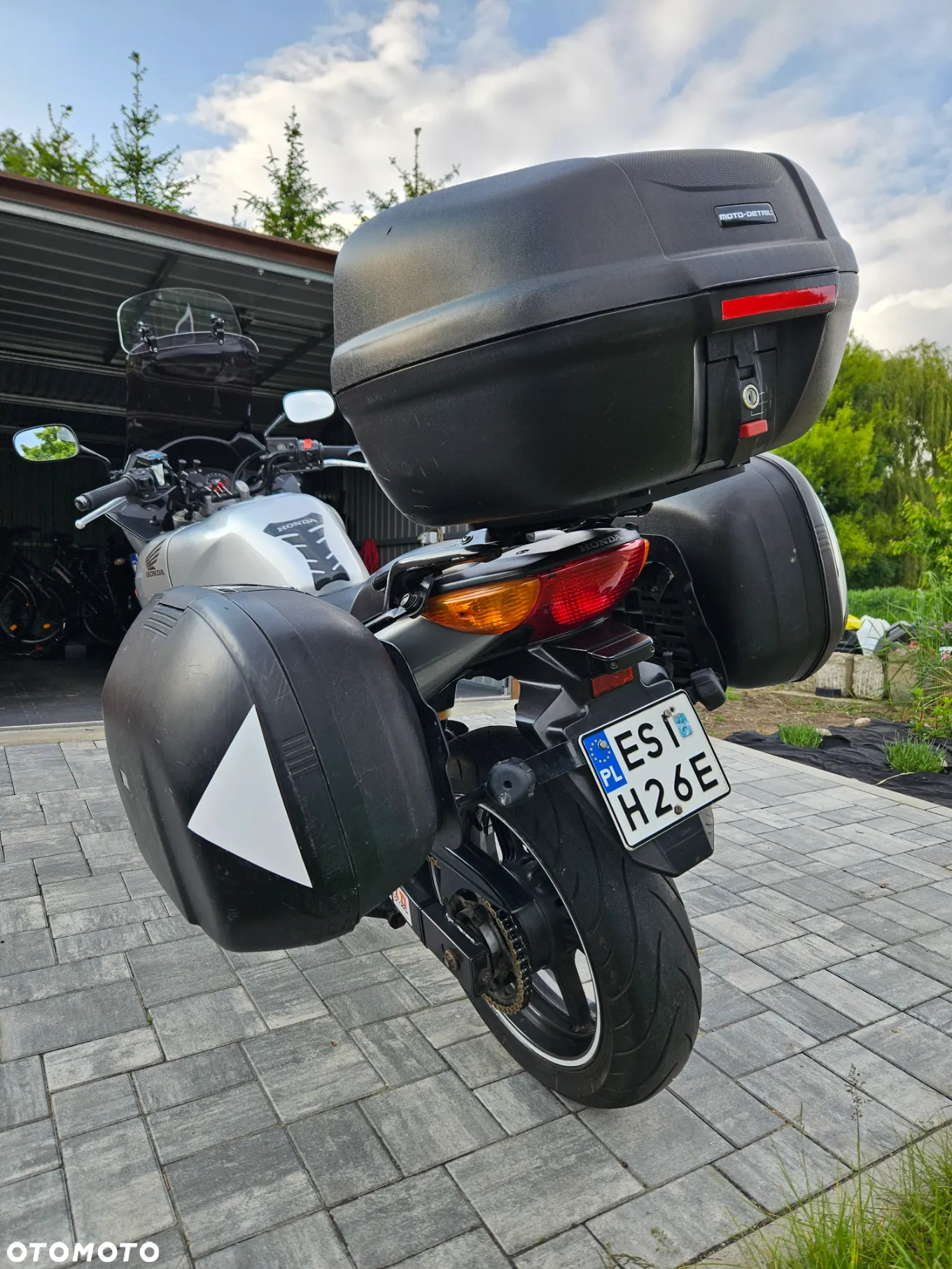 Honda CBF - 2