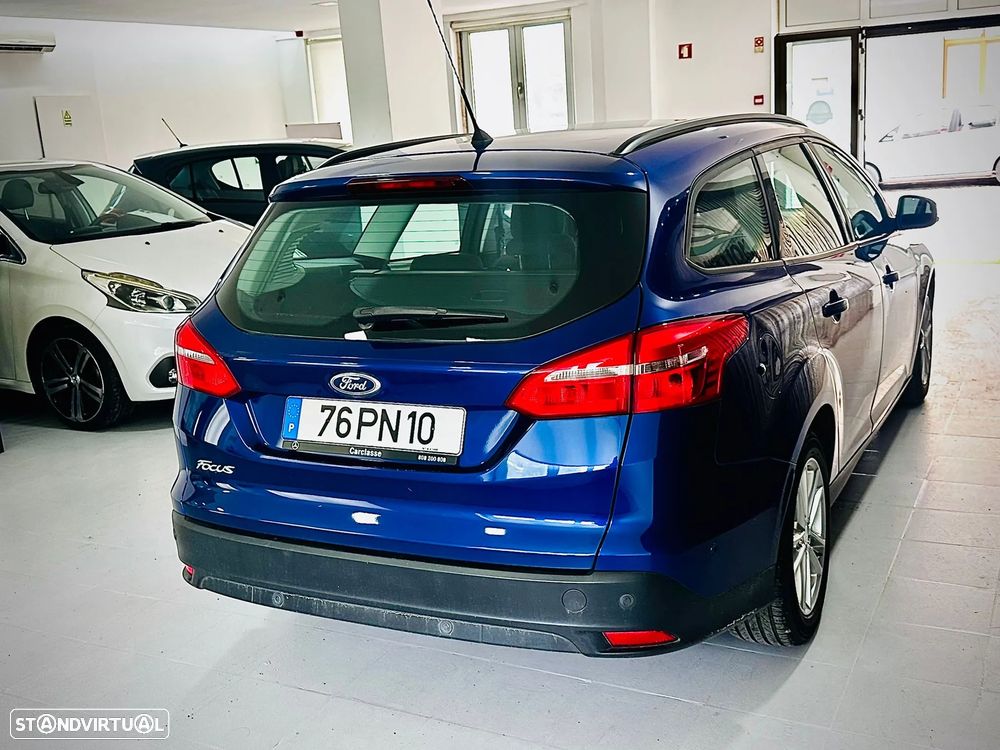 Ford Focus SW 1.5 TDCi Titanium - 8