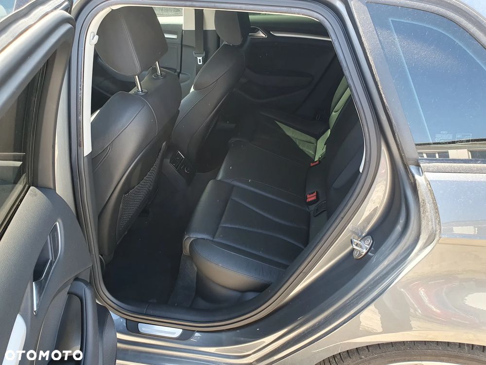 Audi A3 Sportback 1.6 TDI DPF Ambiente - 11