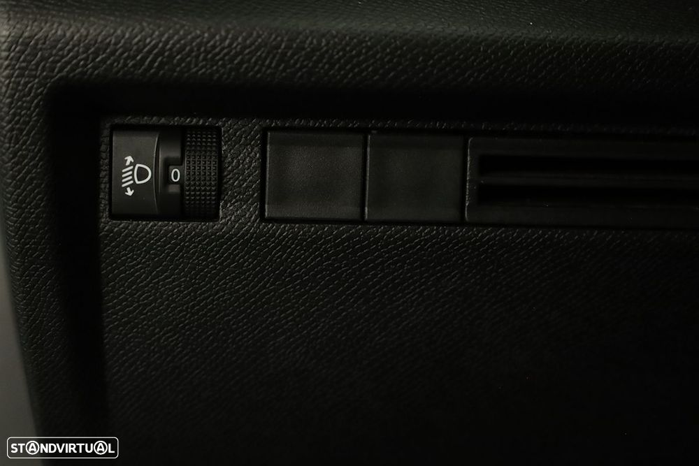 Citroën C4 1.2 PureTech Plus EAT8 - 38