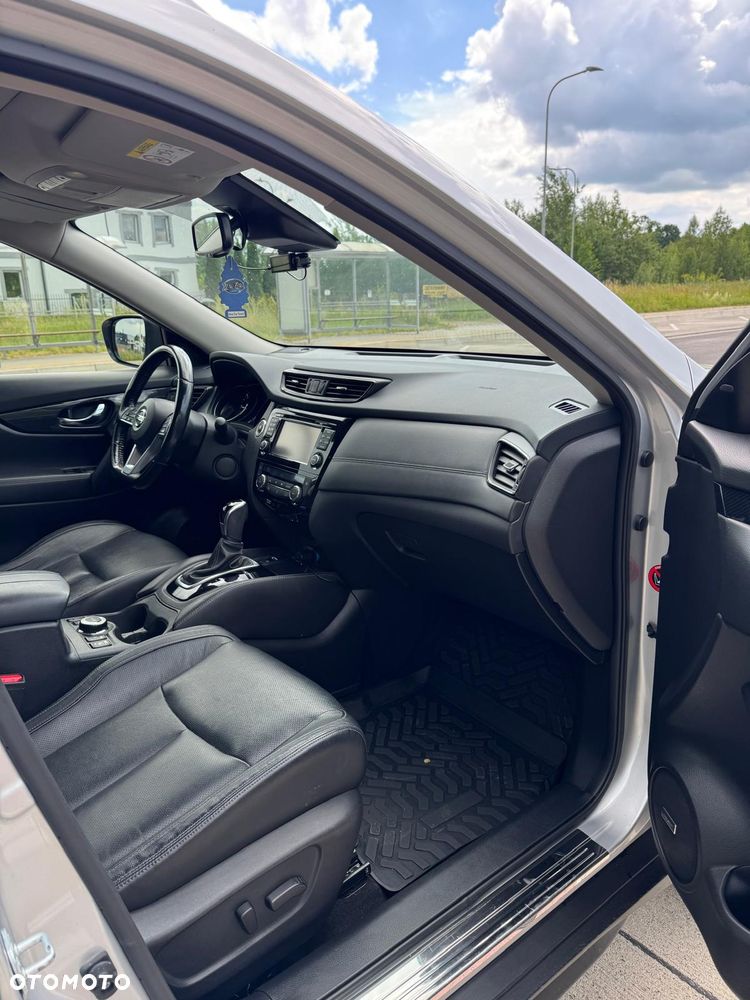 Nissan X-Trail 2.0 dCi Tekna 4WD Xtronic - 18