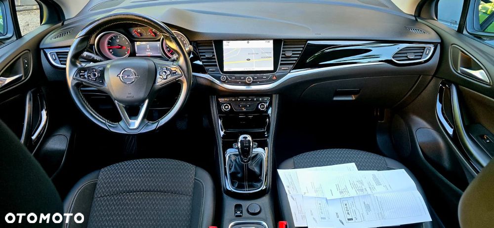 Opel Astra 1.4 Turbo Dynamic - 11